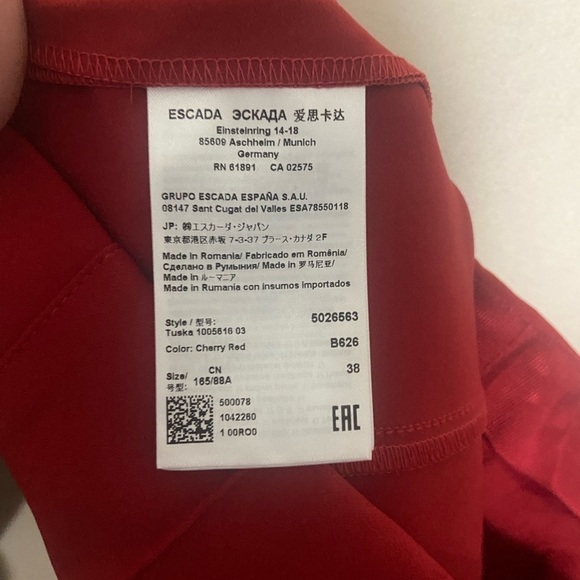Escada cherry red side zip front seam stretch ankle pants EUC RARE - Picture 6 of 8